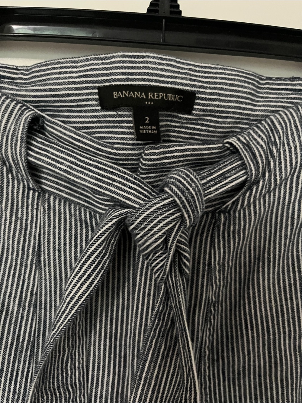 Banana Republic Navy and White Striped ankle pants size 2